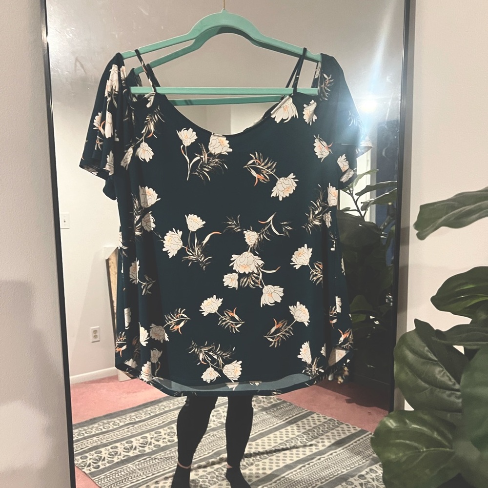 Kaileigh Valette back detail cold shoulder knit top